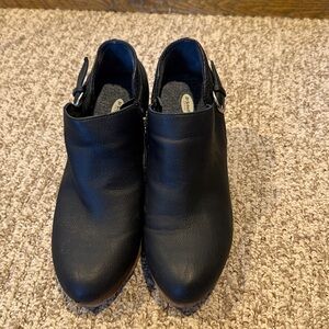 Black Leather Ankle Boots size 7.5